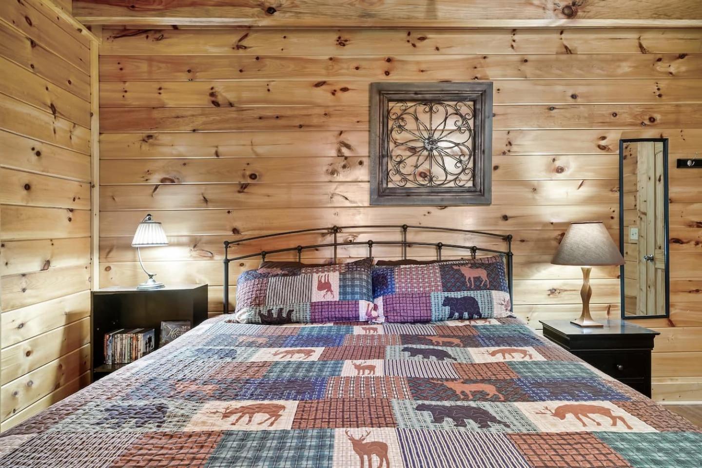 Mountain View Family Cabin W Game Room & Pool Sevierville Exterior photo