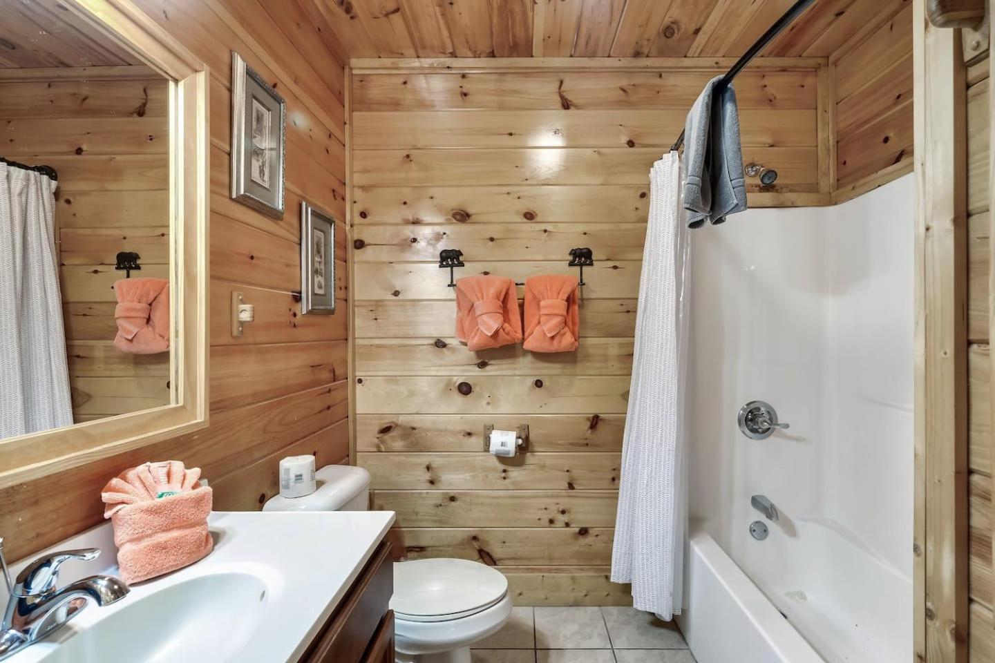 Mountain View Family Cabin W Game Room & Pool Sevierville Exterior photo